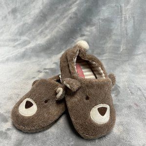 bear animal-themed slippers